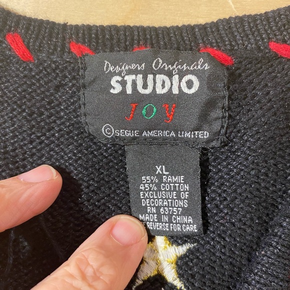 Studio Joy Sweater XL (HL) - Picture 10 of 16